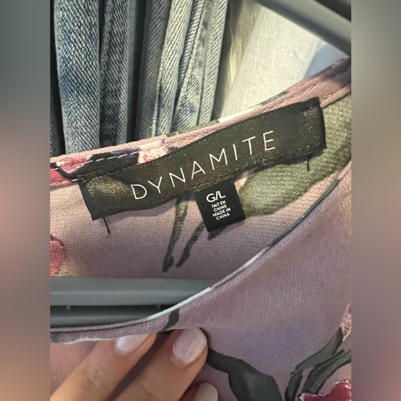 Barely used floral Dynamite mini dress for sale, perfect condition - Picture 3 of 4